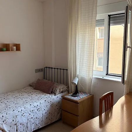 Playa, Sol Y Relax Apartment *